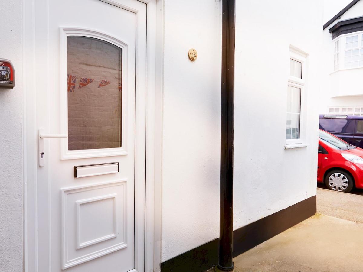 Pass The Keys Amazing 2 Bedroom Home In The Seaside Town Filey Extérieur photo